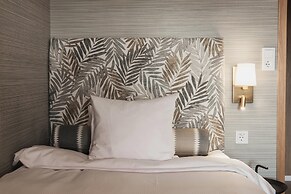 Home Hotel Wellington