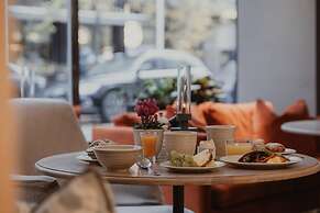 Home Hotel Wellington