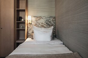 Home Hotel Wellington