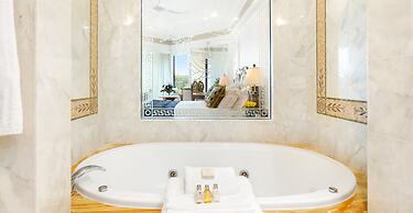 Imperial Hotel Gold Coast
