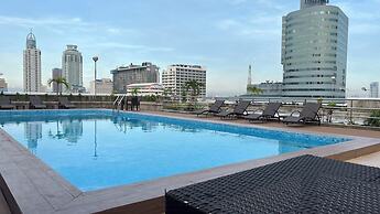 The Pearl Manila Hotel
