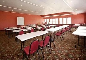 Crown Choice Inn & Suites Lakeview & Waterpark