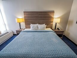 Seaport Resort & Marina