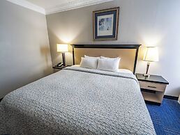 Seaport Resort & Marina