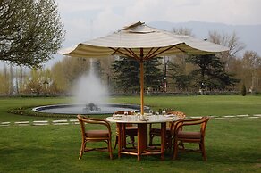 The Lalit Grand Palace Srinagar