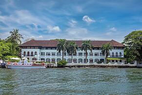 Brunton Boatyard - Cgh Earth
