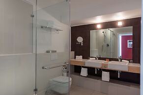 Radisson Collection Hotel, Waterfront Cape Town
