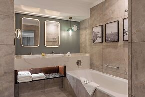 Radisson Collection Hotel, Waterfront Cape Town