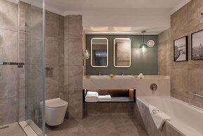 Radisson Collection Hotel, Waterfront Cape Town