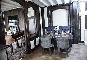 Hogarths Stone Manor