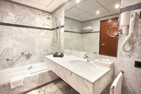 Hotel Gran Via