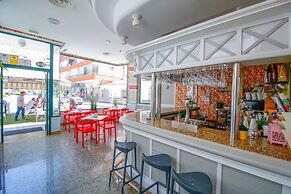 Hotel Mainake