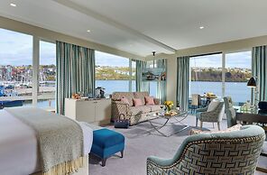 Trident Hotel