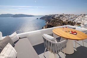 IKIES Santorini