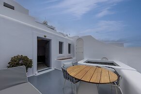 IKIES Santorini
