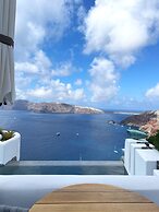 IKIES Santorini