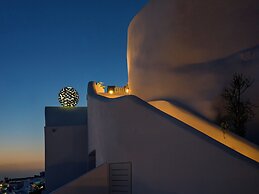 IKIES Santorini