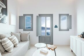 IKIES Santorini