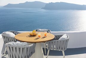 IKIES Santorini