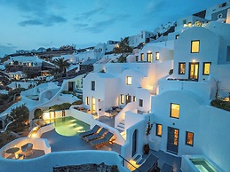 IKIES Santorini