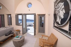 IKIES Santorini