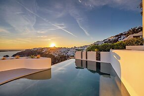 IKIES Santorini
