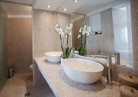 IKIES Santorini
