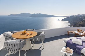IKIES Santorini