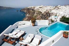 IKIES Santorini