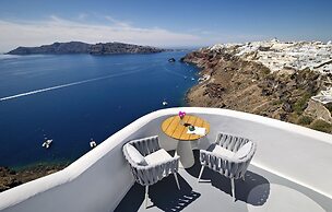 IKIES Santorini