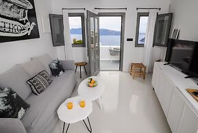 IKIES Santorini