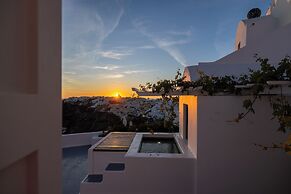 IKIES Santorini