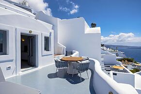 IKIES Santorini