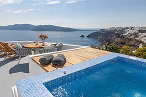 IKIES Santorini