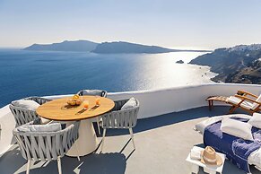 IKIES Santorini