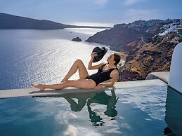 IKIES Santorini