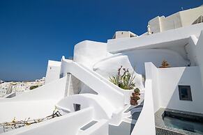 IKIES Santorini