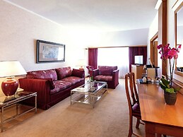 Hotel Mercure Luxembourg Kikuoka Golf & Spa