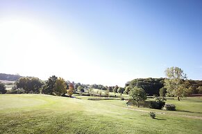 Hotel Mercure Luxembourg Kikuoka Golf & Spa