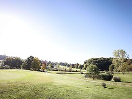 Hotel Mercure Luxembourg Kikuoka Golf & Spa