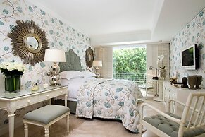 The Twelve Apostles Hotel and Spa