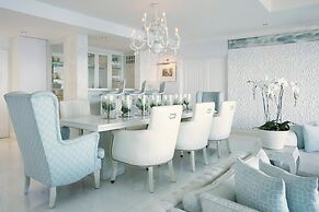 The Twelve Apostles Hotel and Spa