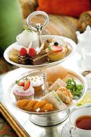The Twelve Apostles Hotel and Spa