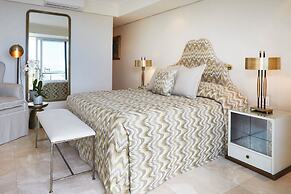 The Twelve Apostles Hotel and Spa