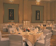 The Oberoi Amarvilas, Agra