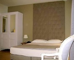 WHO - Windsor Hotel Opera