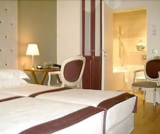 WHO - Windsor Hotel Opera