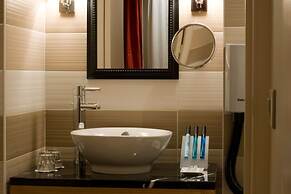 WHO - Windsor Hotel Opera
