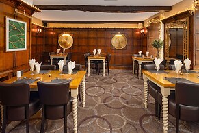 Boars Head Hotel
