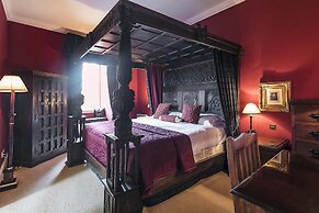 Dalhousie Castle